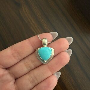 Vintage turquoise 950 sterling silver arrow shaped necklace